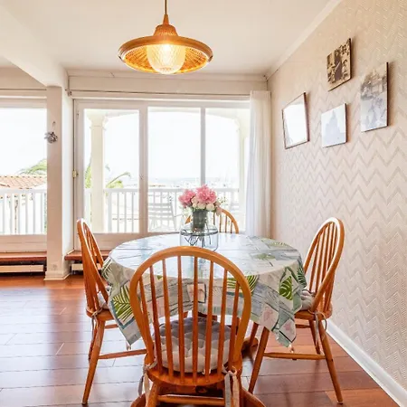 Grand T2 En 1ère Ligne Vue Sur Le Petit Port * Arcachon