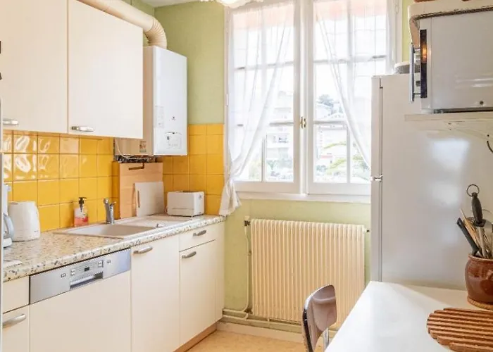Apartment Grand T2 En 1ere Ligne Vue Sur Le Petit Port *