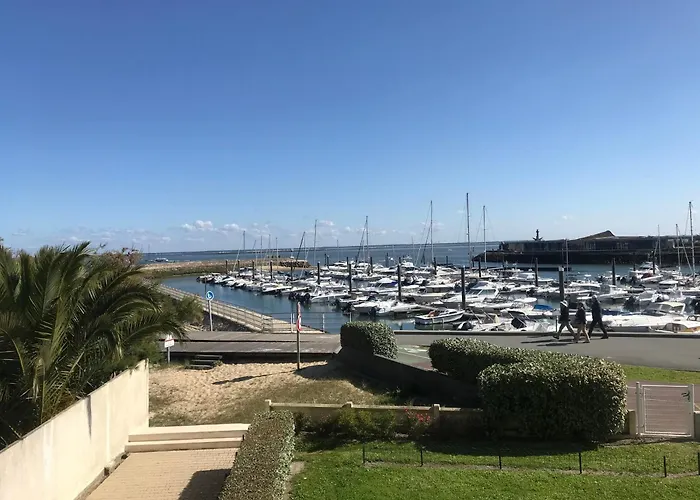 Grand T2 En 1ere Ligne Vue Sur Le Petit Port Apartment *