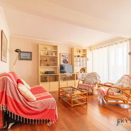 Apartment Grand T2 En 1ere Ligne Vue Sur Le Petit Port